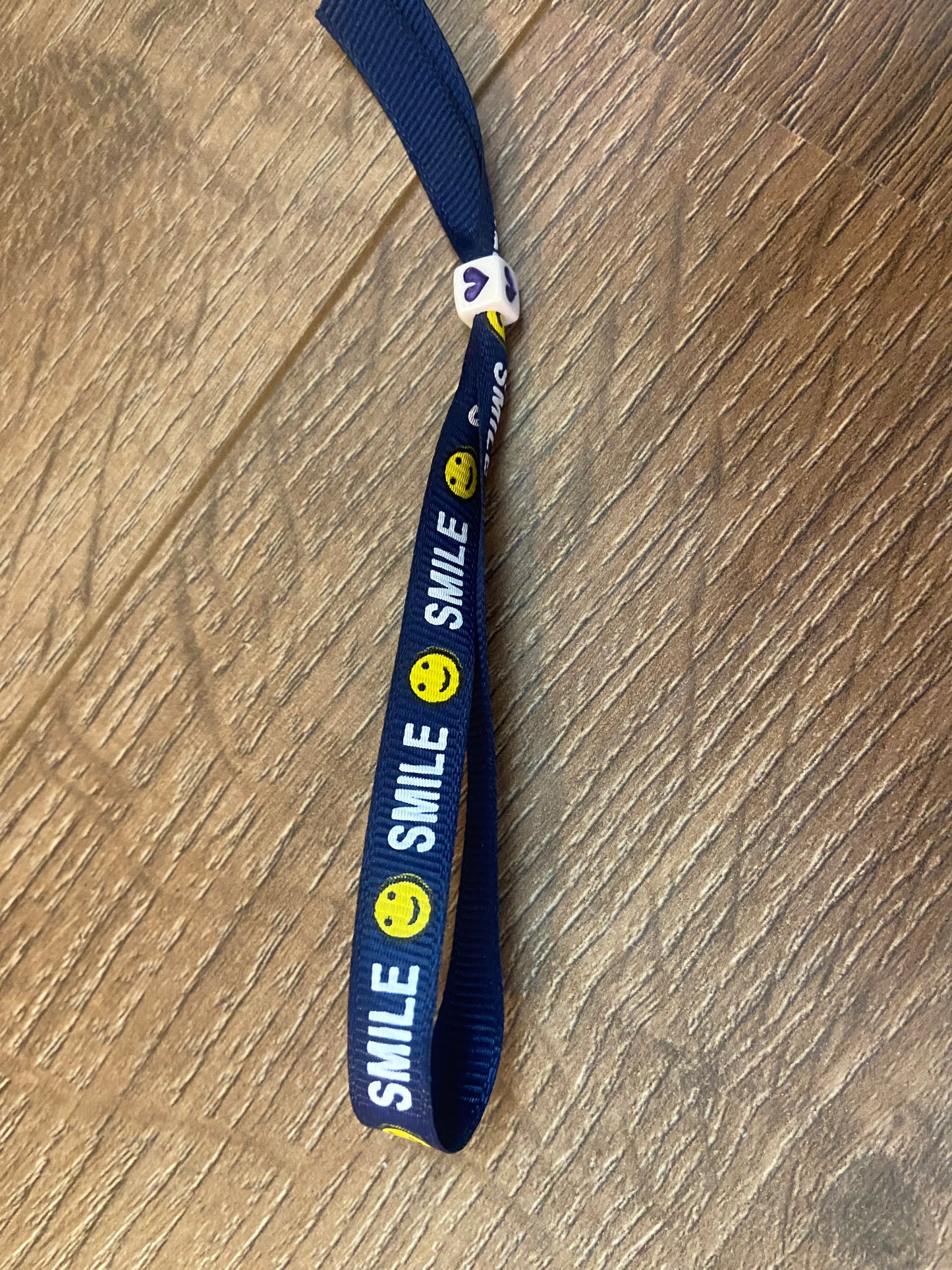 Smile armbandje donker blauw