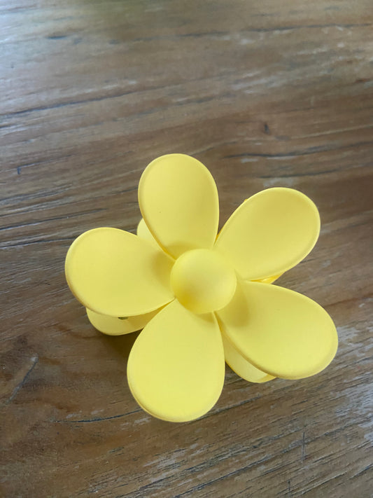 Bloemen haarclip geel
